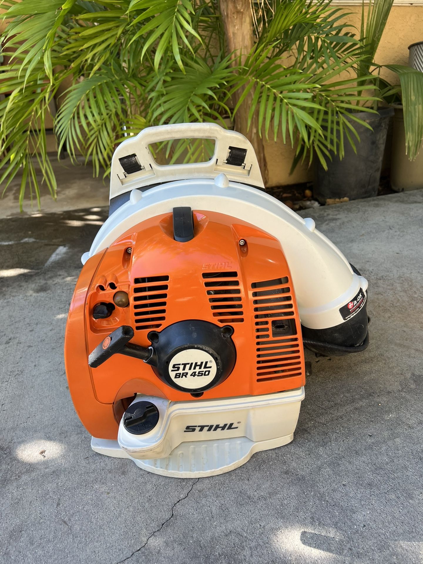 STIHL BR450 LEAF BLOWER