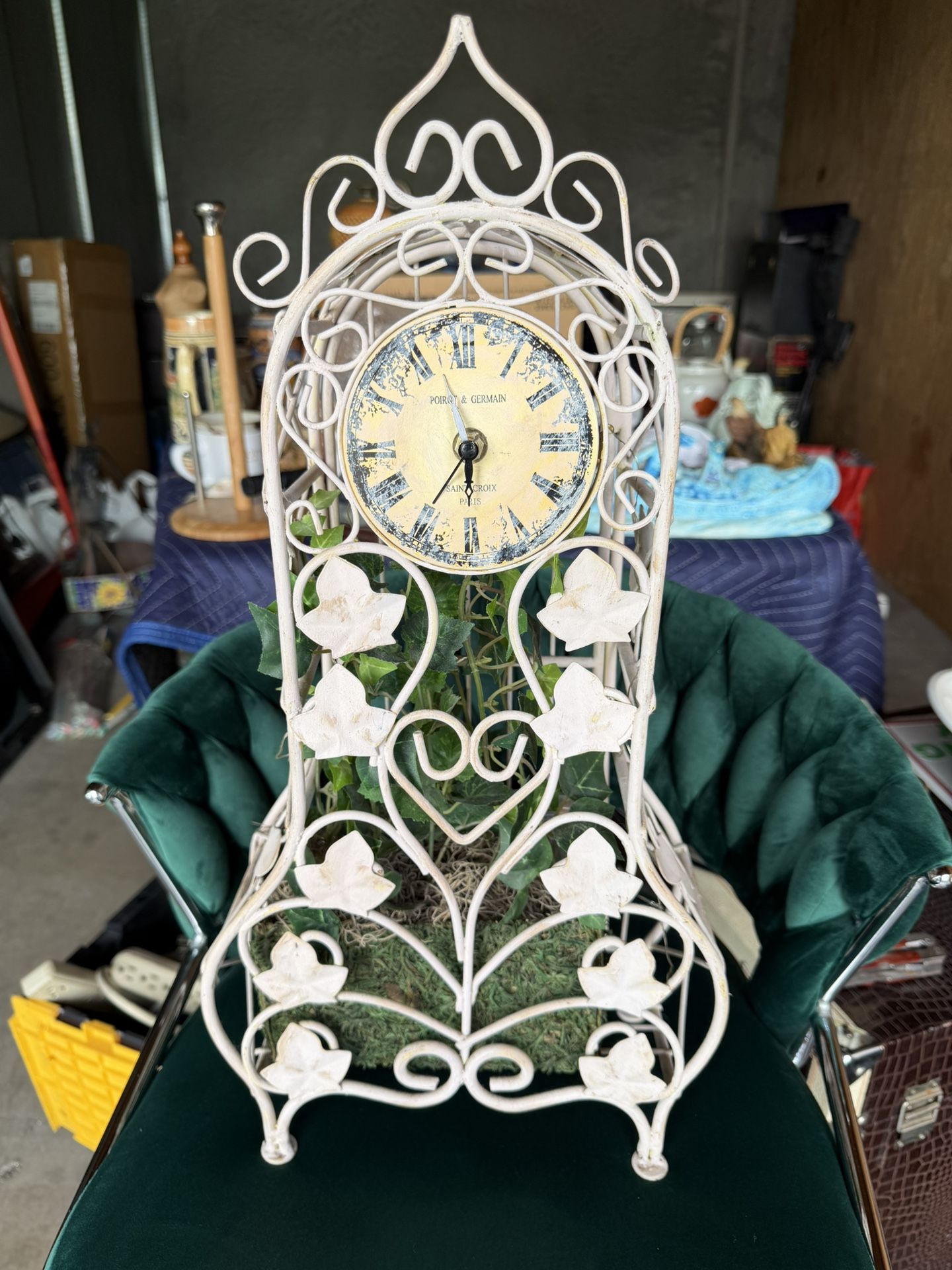 Floral Clock Antique Garden