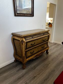French Baroque Bombe Chest of Drawers