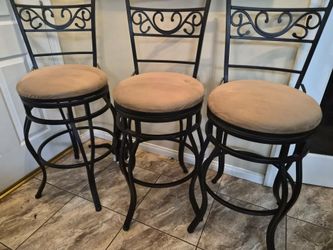 Stools set