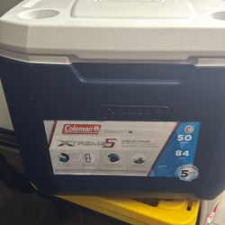 Coleman Cooler Great Condition $30 