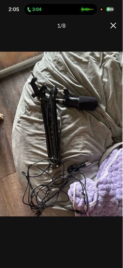 Condenser Microphone with Boom Arm and Cable