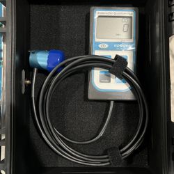 Apogee MQ-510 With Apogee Meter Wand