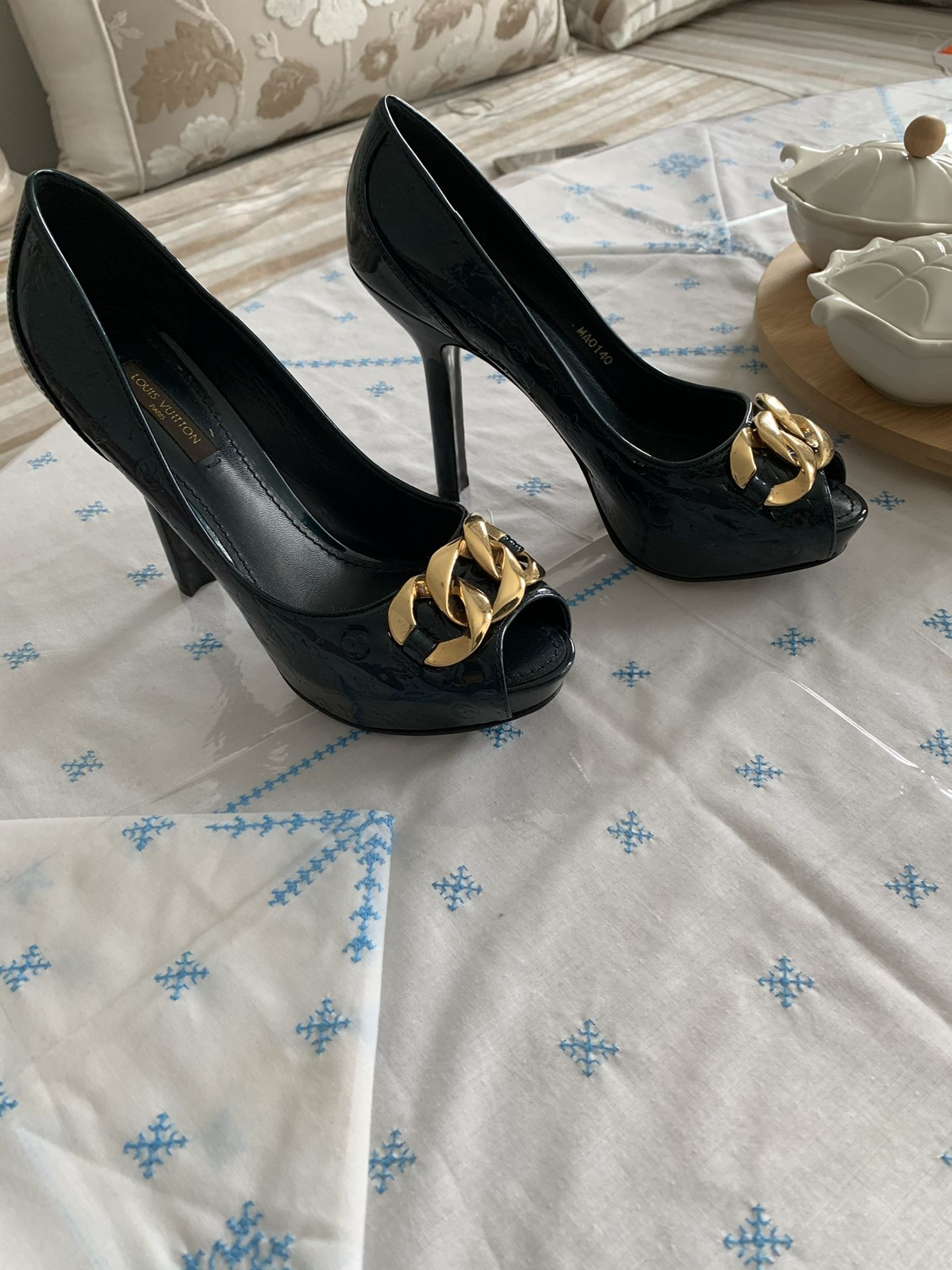 Authentic Louis Vuitton Heels for Sale in New York, NY - OfferUp