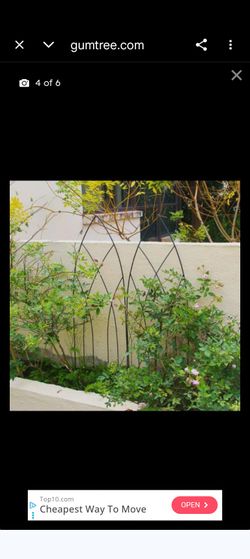 Brand New In Box Set Of 2 Metal Trellis 