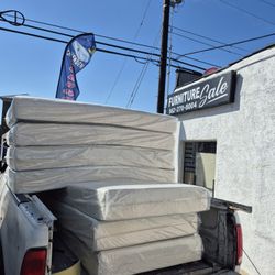 NEW TWIN MEMORY FOAM MATTRESS 