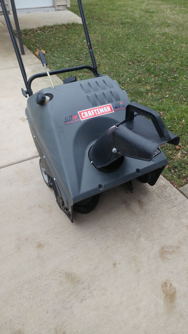 Craftsman 21" 5HP Single Stage Snow Blower for Sale in Bensenville, IL