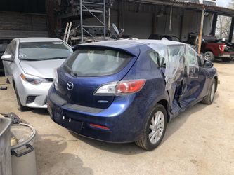 2013 Mazda 3 Partin Out