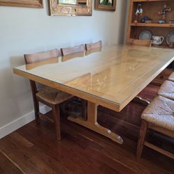 Large Dining Room Table - Good Condition 