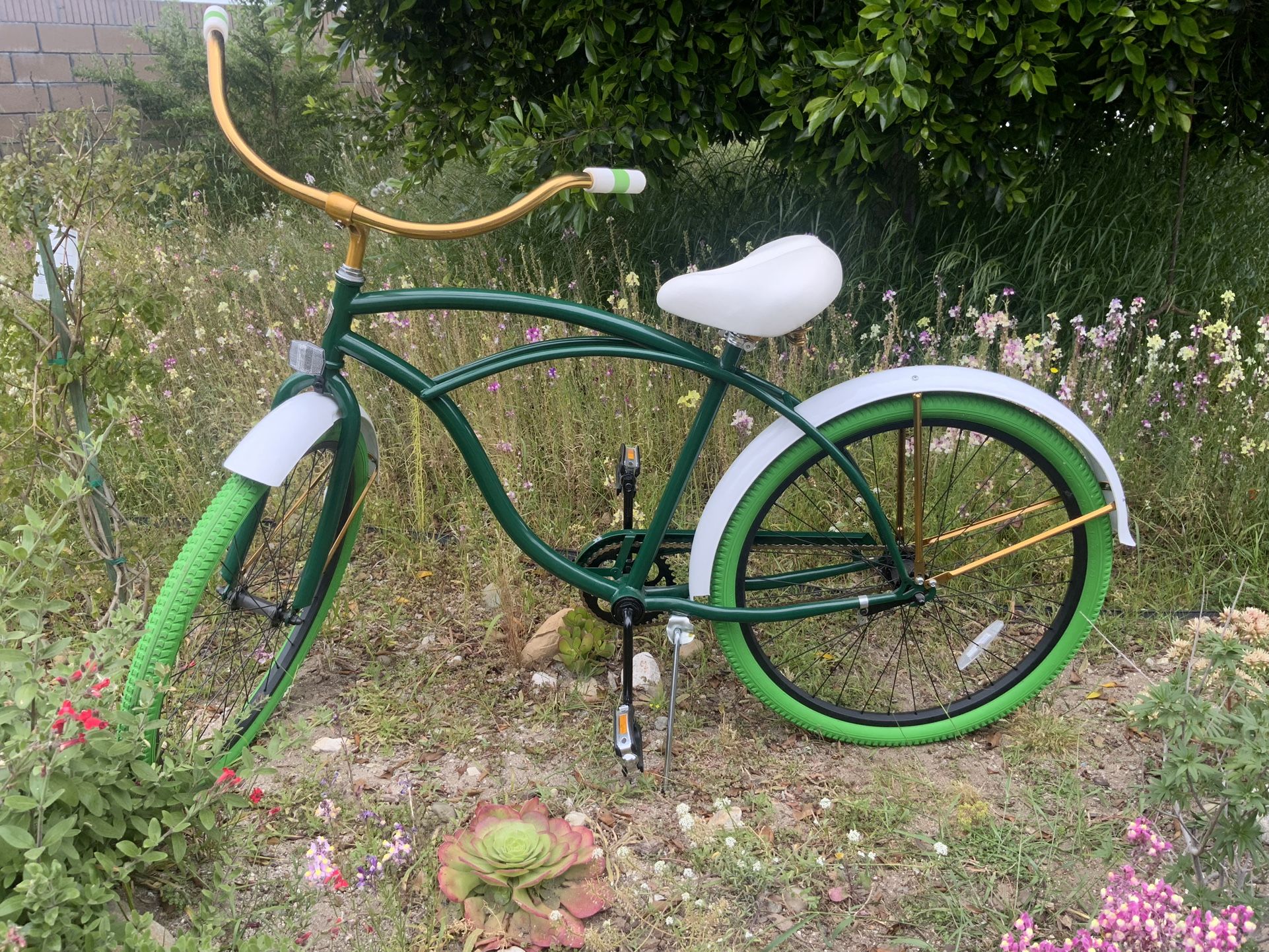Villy Customs Beach Cruiser Bicycle