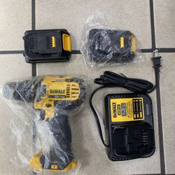 DEWALT Drill Set