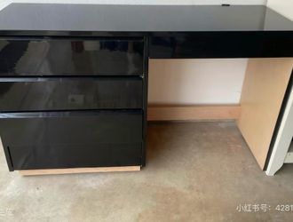 Solid wood desk with drawers