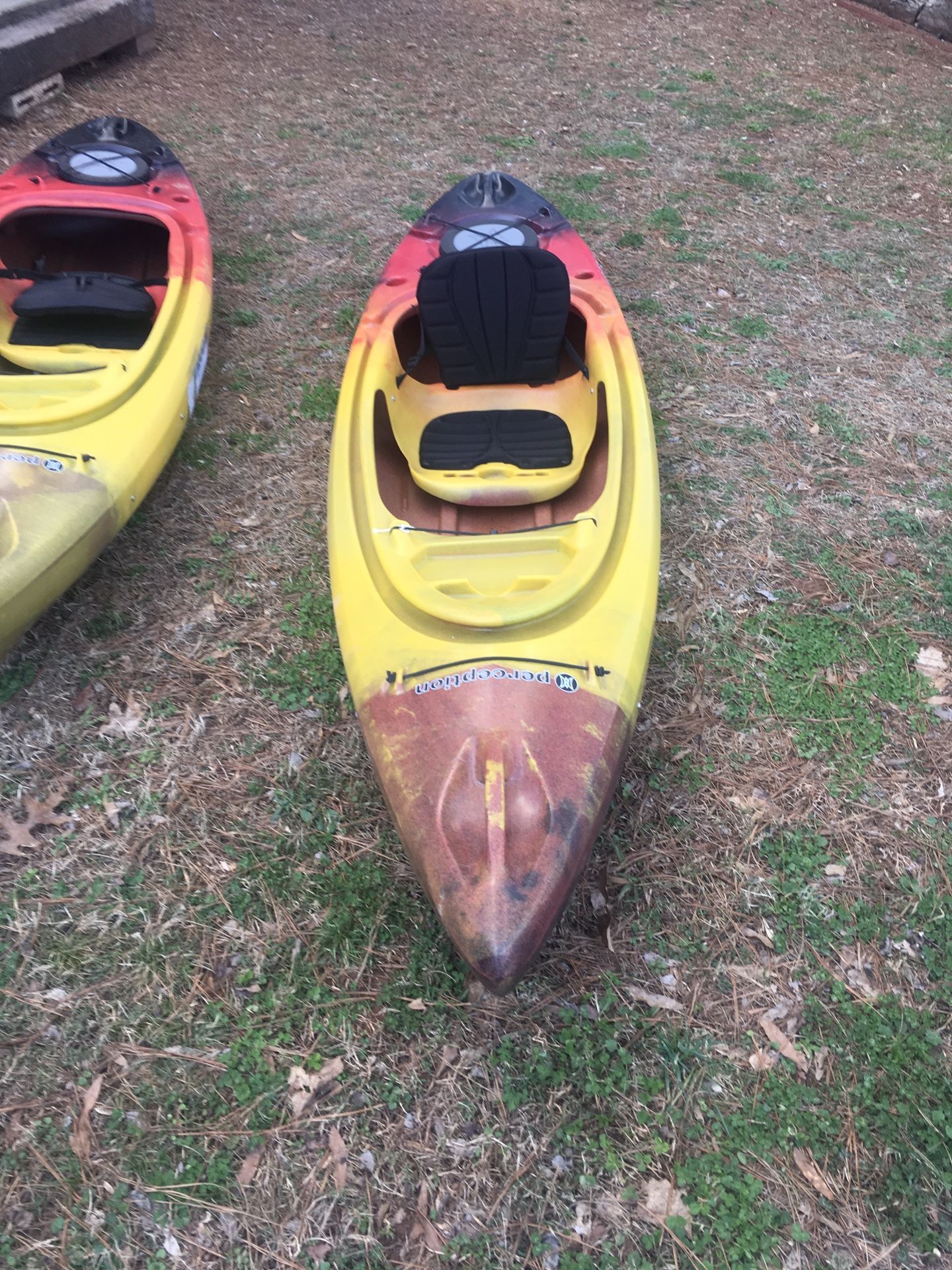 Two Perception Swifty 9.5 brand new never used kayaks . I’m asking 250 each or 450 for the pair. Best maneuvering and riding kayaks on the water at