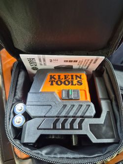 Self leveling green laser