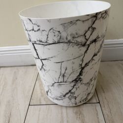 Garbage Accepting Offers