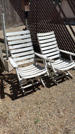 Adirondack style patio chairs (FREE)