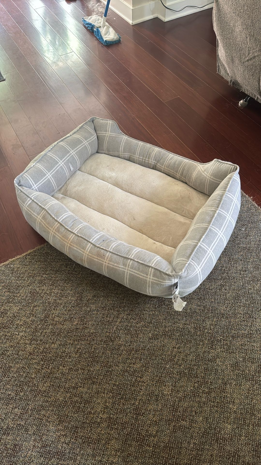 Free Medium Dog Bed