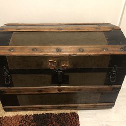 Trunk/case For Clothing Or Storage 