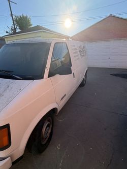 Astro Van