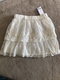 CARTER’S GIRLS LACE SKIRT SZ 8T With tags