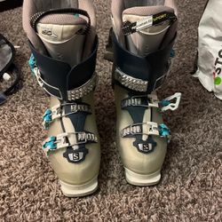 Salomon Womens Ski Boot, 25