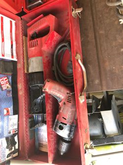 Milwaukee Saw sal and 1/2” dril