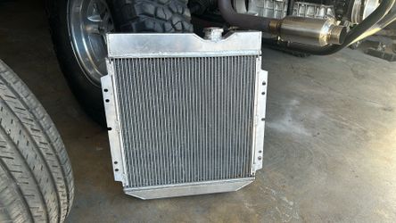 Radiator 3 Lines 17”X21”