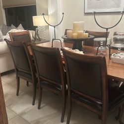 Sale Table And Chair 