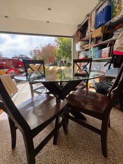 Round Glass Top Dining Table with 4 Chairs