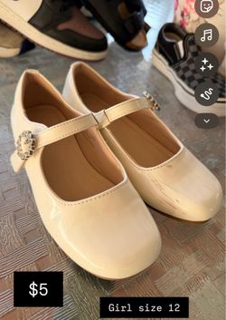 Girl dress shoes