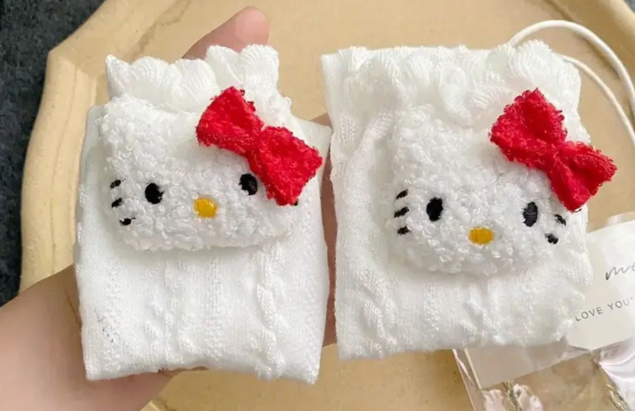 Hello Kitty Socks 💖🥰