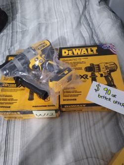 DCD996B 3 speed Hammer Drill DeWALT