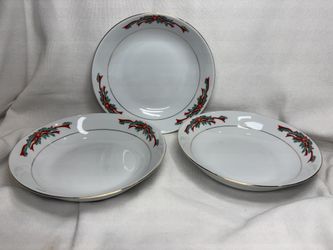 3 Christmas Dessert Plates With Poinsettia & Ribbons 