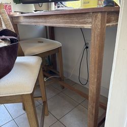 Island/high Top Table