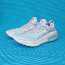 Nike Joyride Run Flyknit Athletic Shoes 
Women's Size 8.5