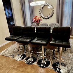 Black $69 Each New in The Box Bar Stools Adjustable PU Leather Swivel Bar Chair Bar Chair Barstools 