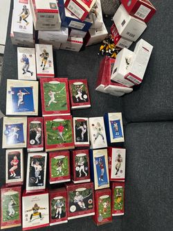 48 HALMARK KEEPSAKE FOOTBALL,HOCKEY,BASEBALL ORNAMENTS Tom Brady,Mickey Mantle, A lot of Wuarterbacks,Steelers,Jeter,Mcgwire,Mays,Asron,Larry Bird,Roe