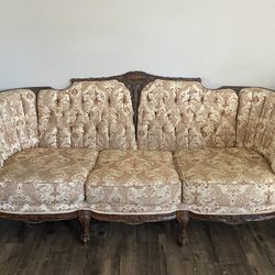 Vintage Victorian Style Sofa And Chair Set $250