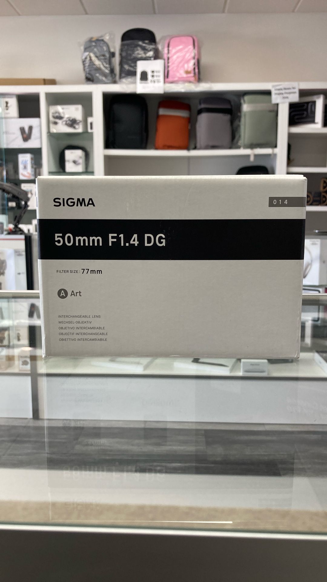 Sigma 50mm F1.4 Canon