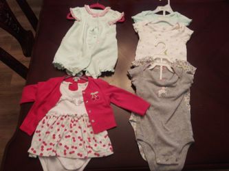 Baby clothes 8 pieces total