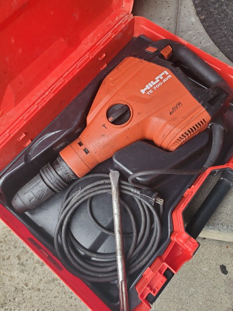 Hilti TE-700AVR Sds Max Demolition Hammer 