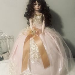 Quince Doll