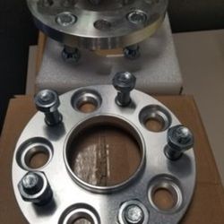 Brand new Infiniti Nissan wheel spacer 15 mm