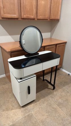 Vanity (make an offer)