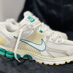 Nike Zoom vomero 5 men’s shoes running athletic shoes