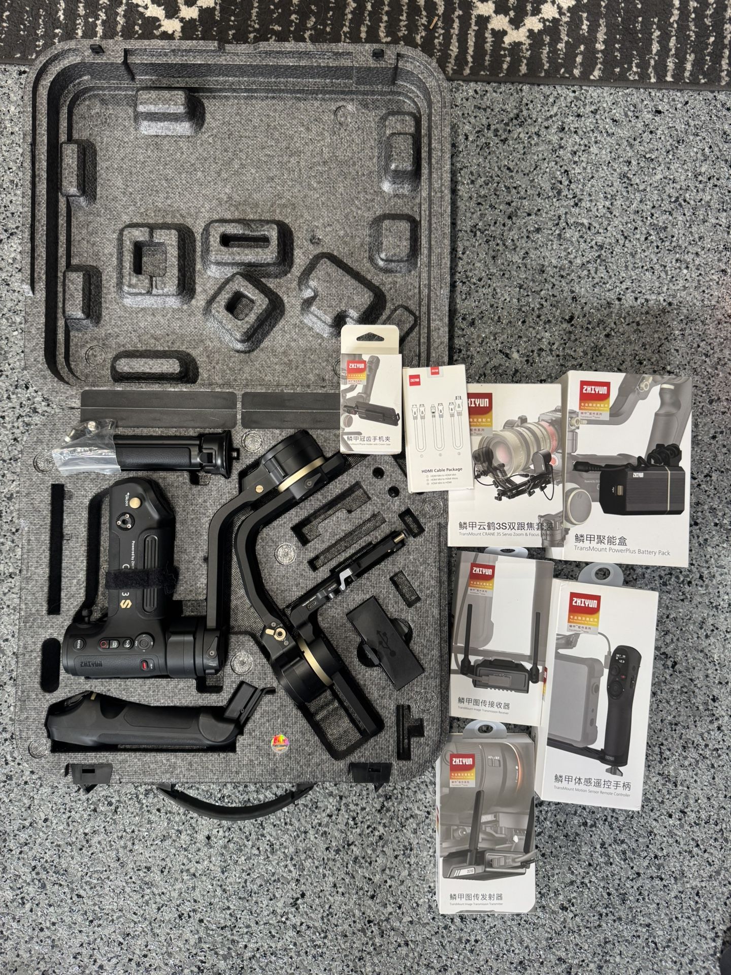 Zhiyin Crane 3S Pro Bundle Gimbal