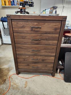 Wooden Dresser 5 drawer 4' tall