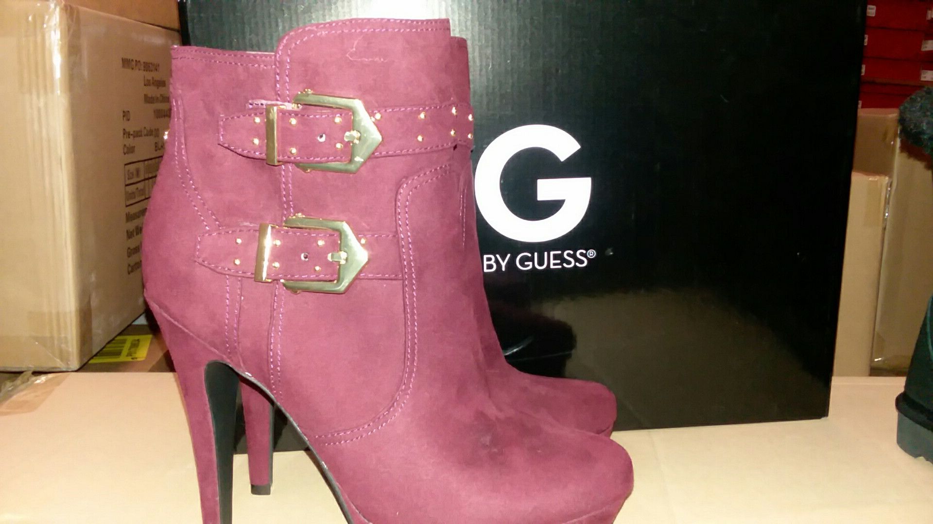 Got purple guess Dallas boot