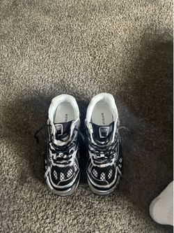 size 8 bottegas