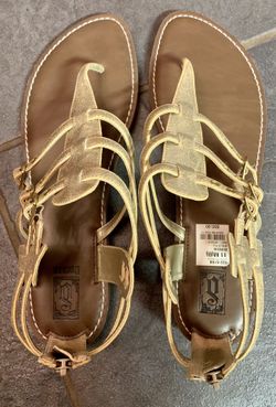 Women’s Gold Sandals Size 11M